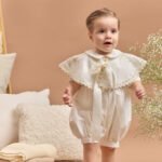 ropón con capa papa pasamanerías