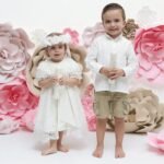 corona niña y camisa alforzada